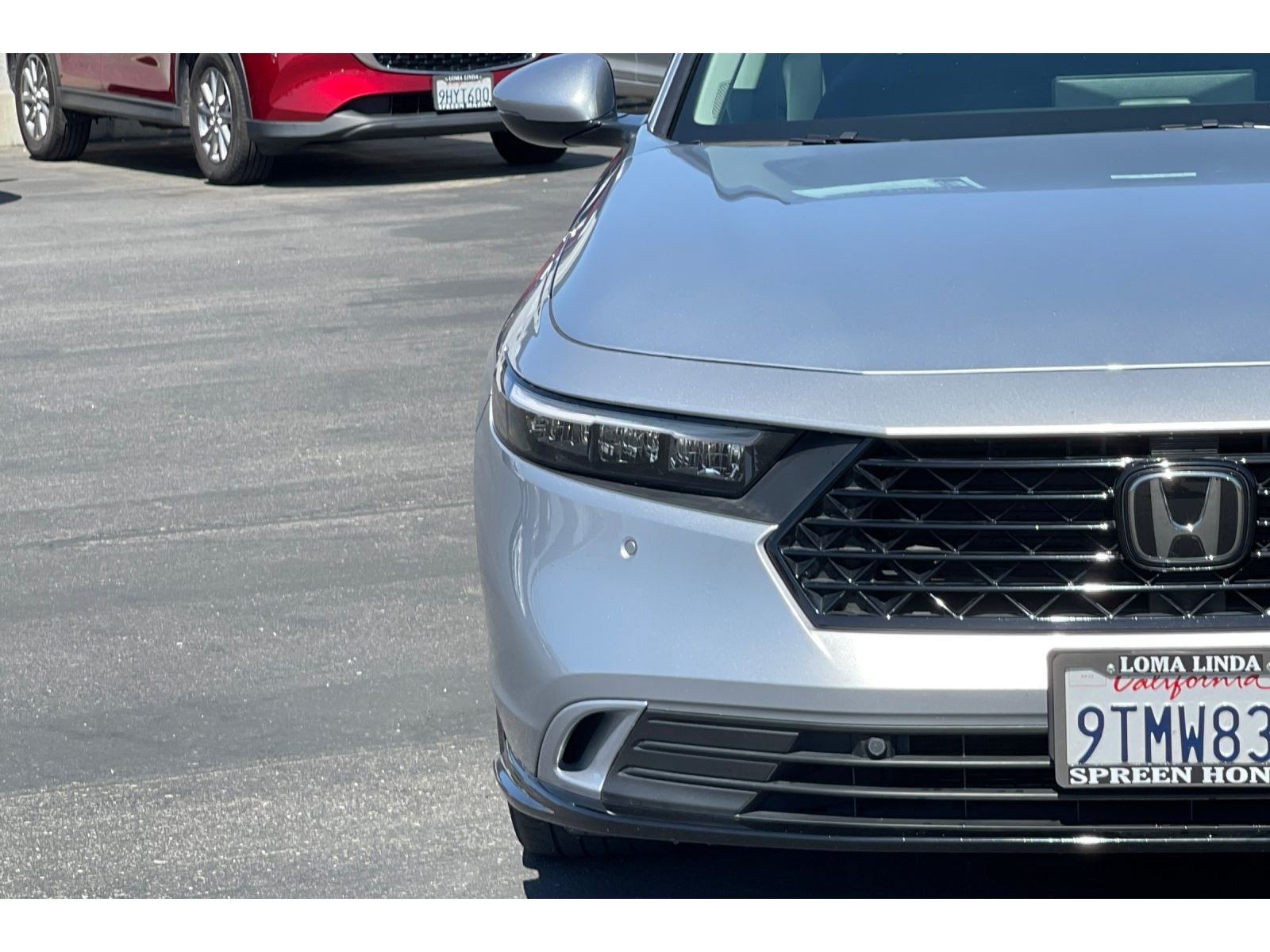 Used 2025 Solar Silver Metallic Honda EX-L image 18