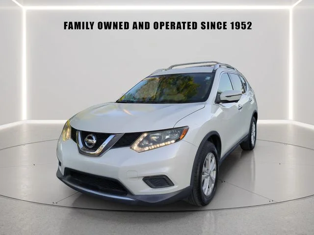 Used 2016 Nissan Rogue SV with VIN 5N1AT2MTXGC844031 for sale in Clearwater, FL