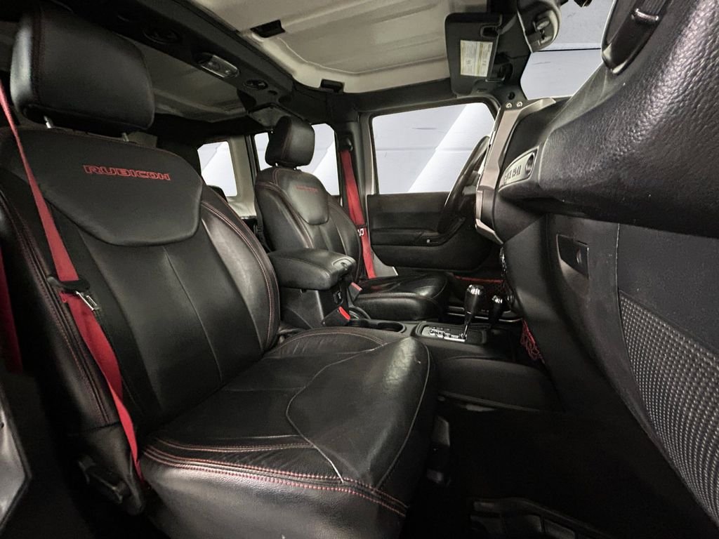 Used 2017 Silver Jeep Unlimited Rubicon Recon image 14