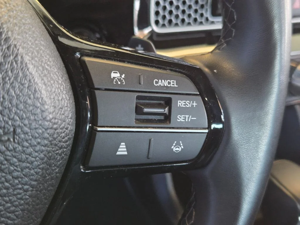 Certified Used 2025 Solar Silver Metallic Honda Sport image 30