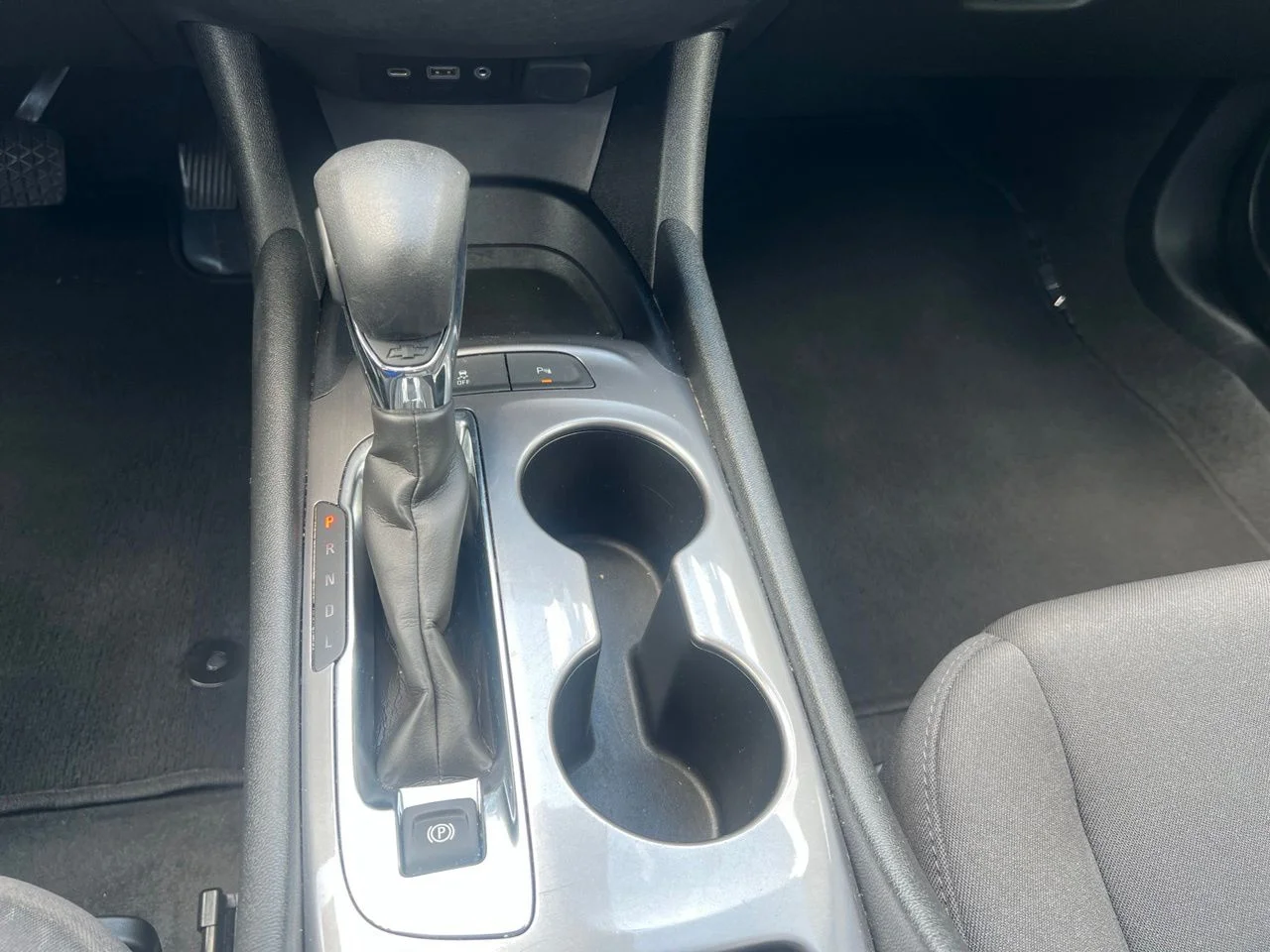 Used 2024 Blue Chevrolet LS image 34