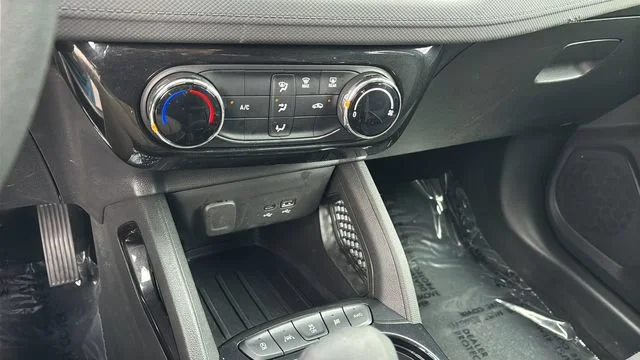 Used 2025 Marina Blue Metallic Chevrolet LT image 32