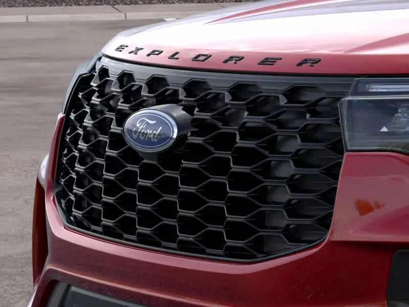 New 2026 Rapid Red Metallic Tinted Clearcoat Ford ST-Line image 17