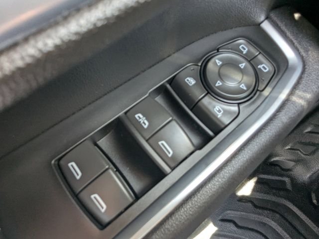 Used 2025 White Chevrolet LT image 21