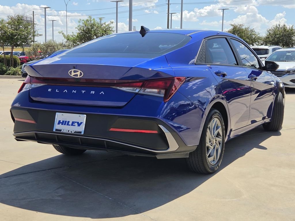 Used 2024 Blue Hyundai SEL image 4