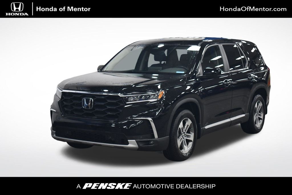 Certified Used 2024 Crystal Black Pearl Honda EX-L image 1