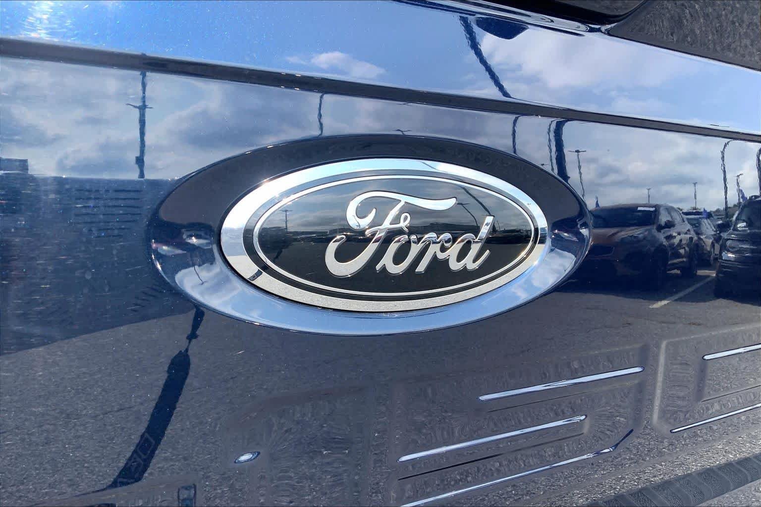 Used 2023 Antimatter Blue Metallic Ford Tremor image 30