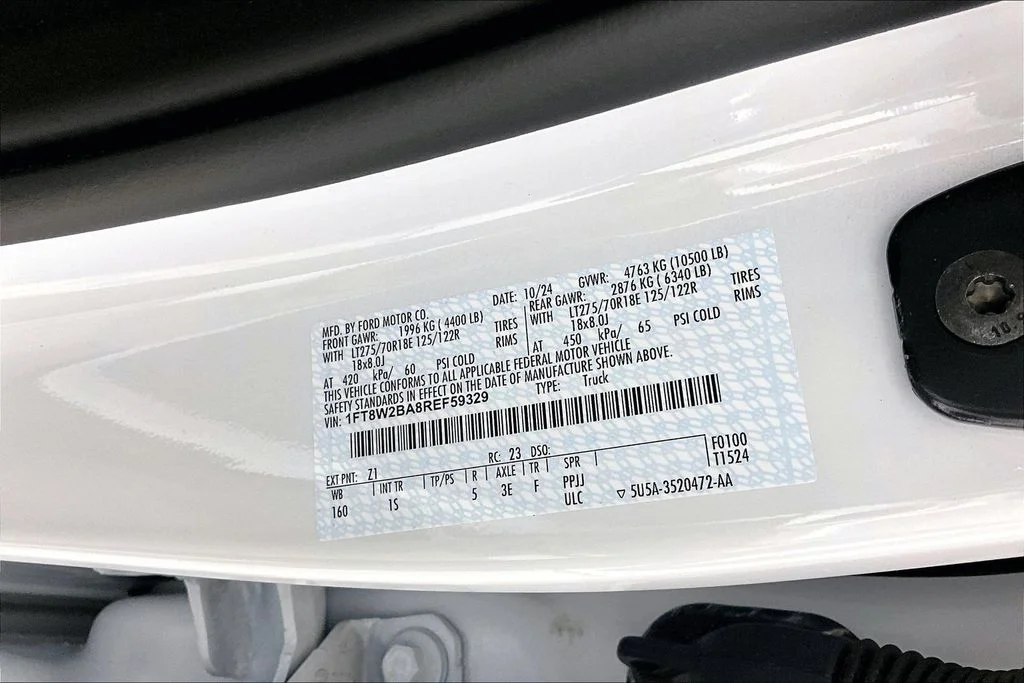 Used 2024 Oxford White Ford XL image 26