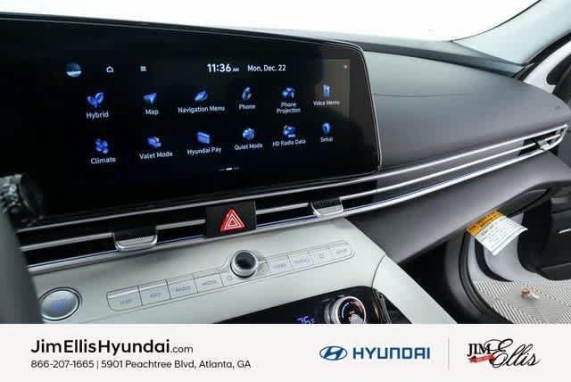 2025 Hyundai Elantra Limited - Photo 52
