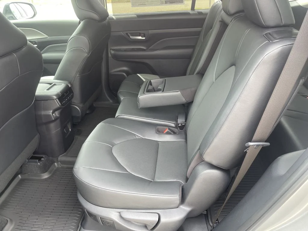 New 2026 Celestial Silver Metallic Toyota XLE image 11