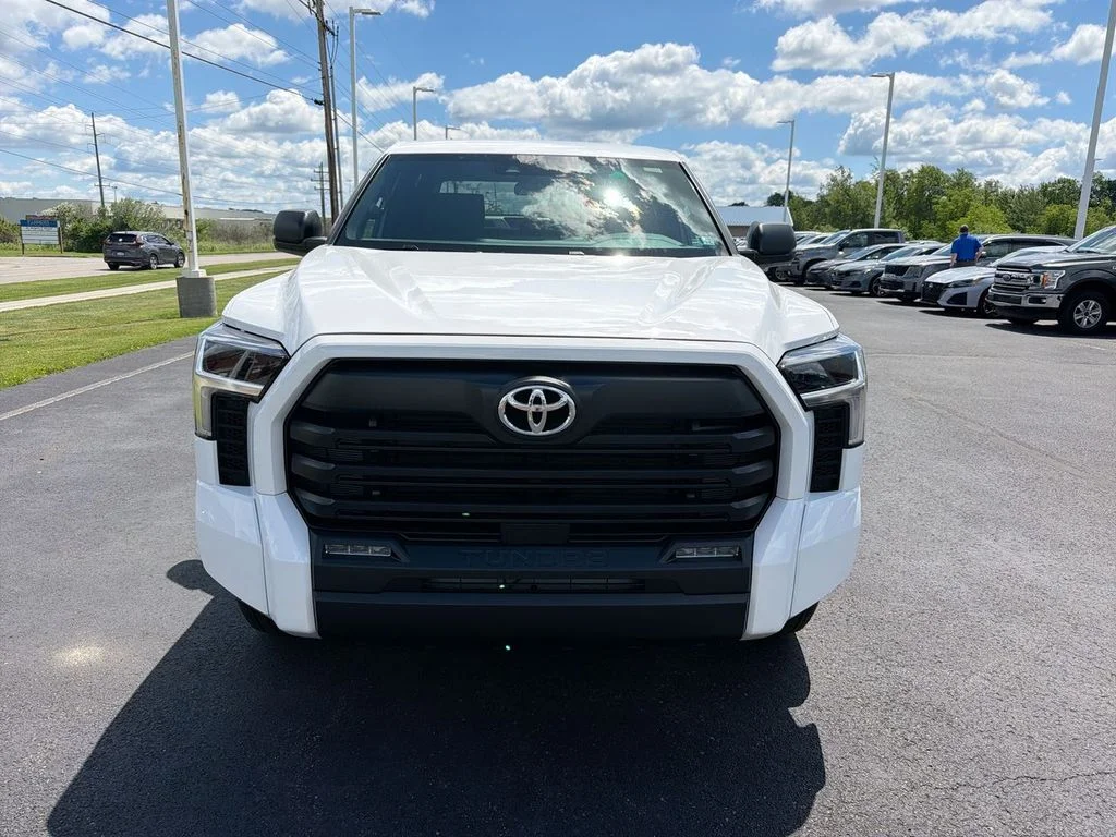 New 2026 Ice Cap Toyota  SR5 image 3