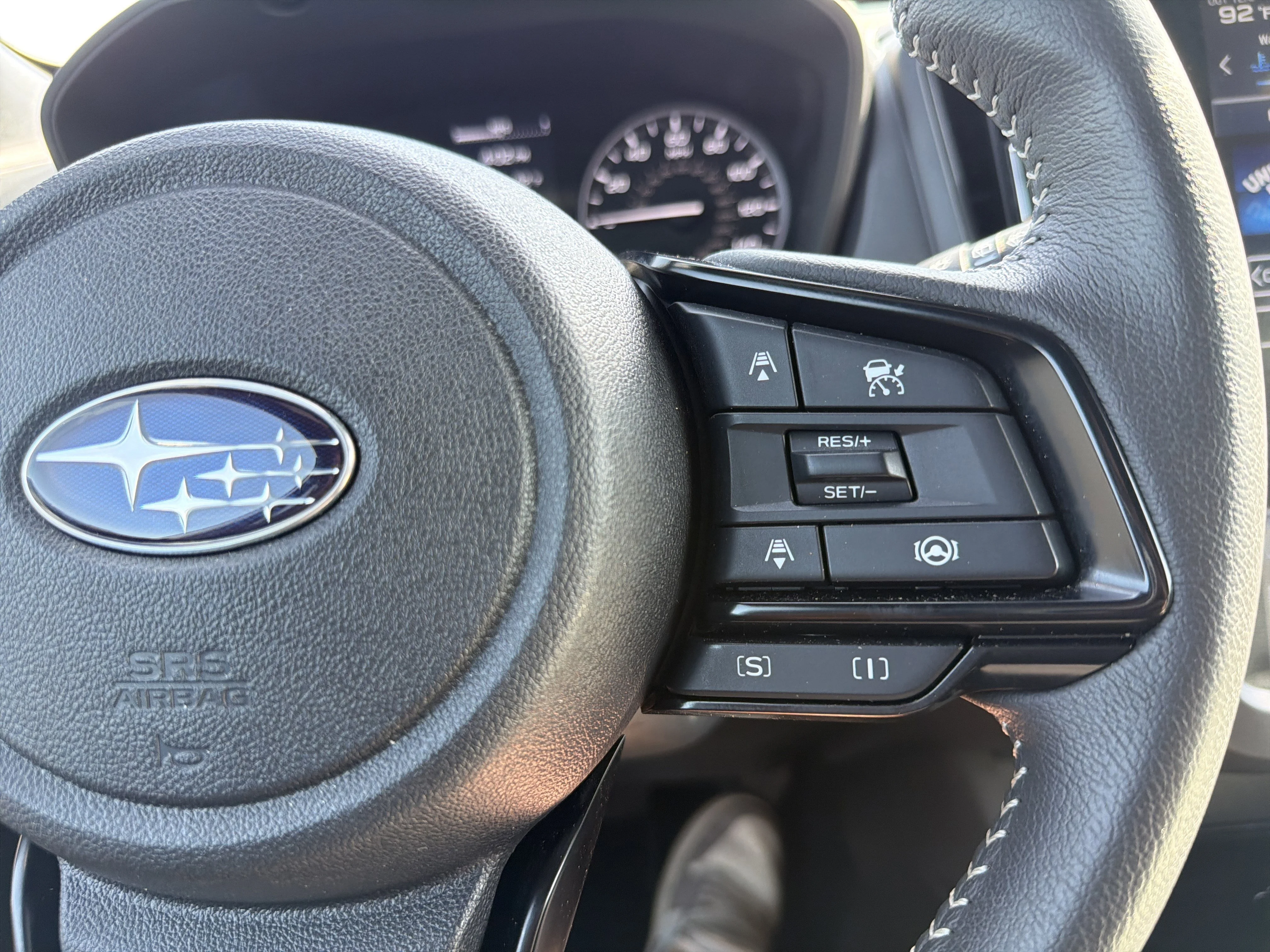 Used 2025 Crystal White Pearl Subaru Premium image 30