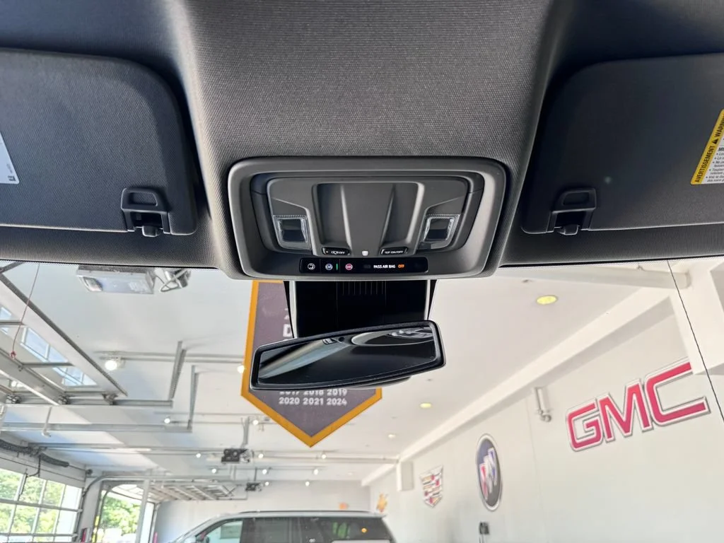 2025 GMC Sierra 1500 SLT - Photo 26