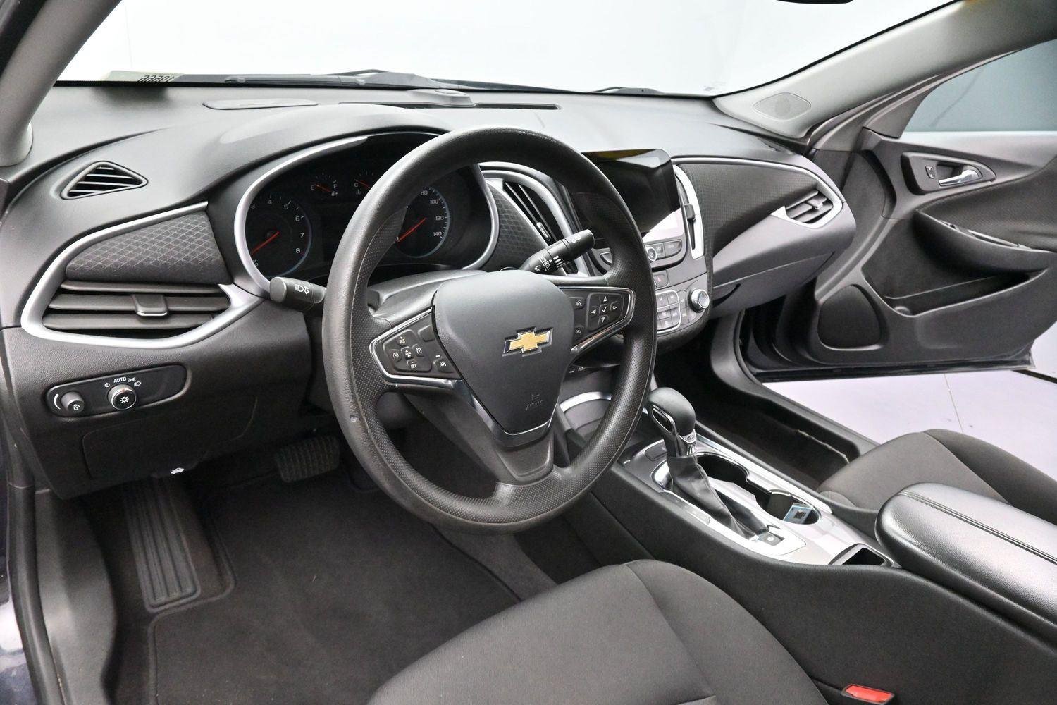 Used 2023 Dark Ash Metallic Chevrolet LT image 16