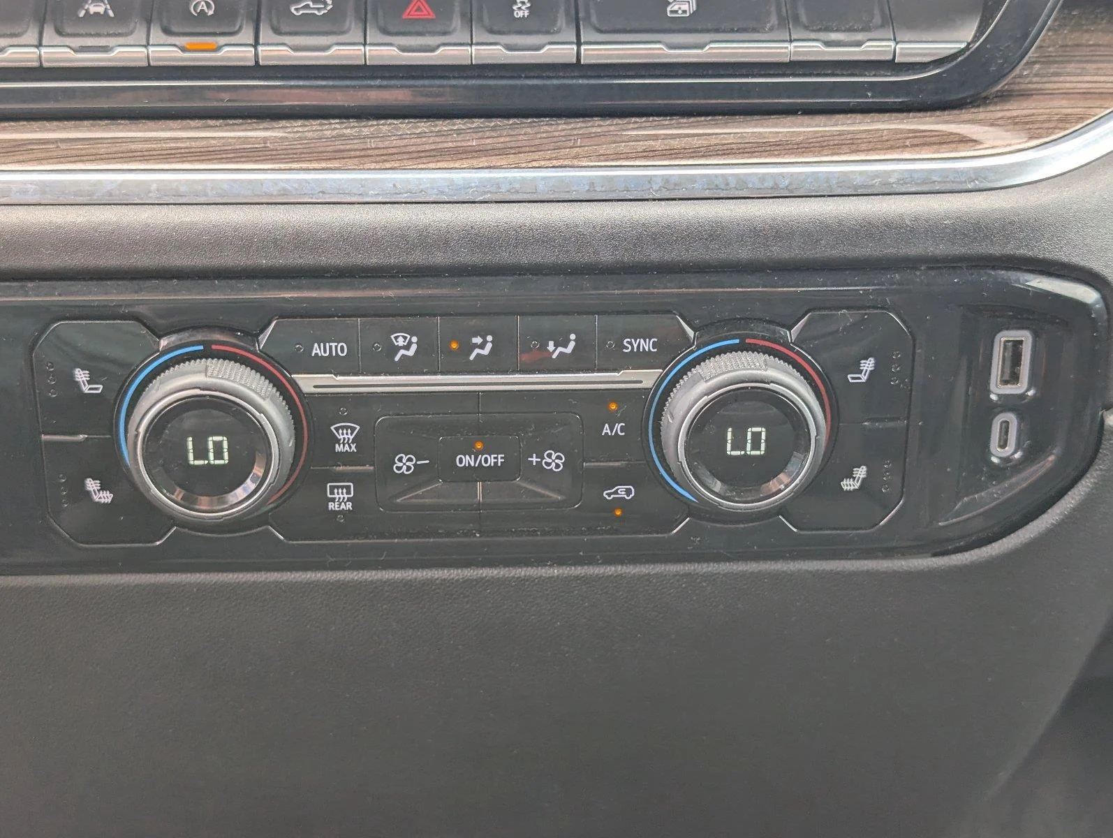 Used 2023 STERLING GRAY METALLIC Chevrolet LT image 24