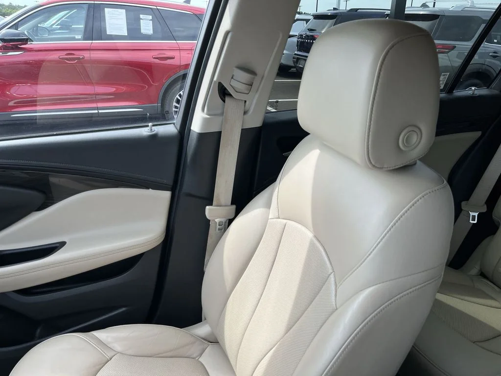 Used 2020 Brown Buick Essence image 24