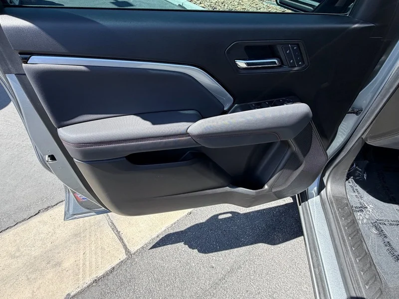 Used 2024 Sterling Gray Metallic Chevrolet Z71 image 13