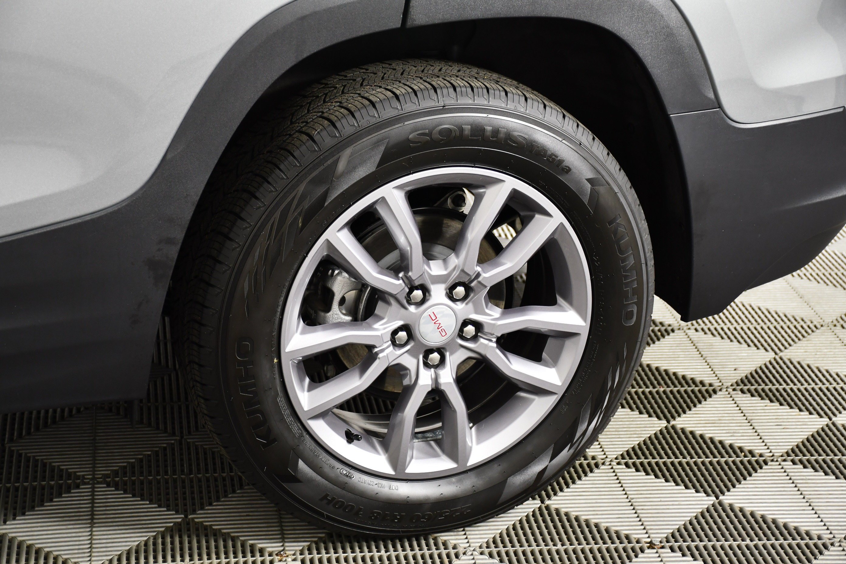 Used 2024 Sterling Metallic GMC SLT image 54
