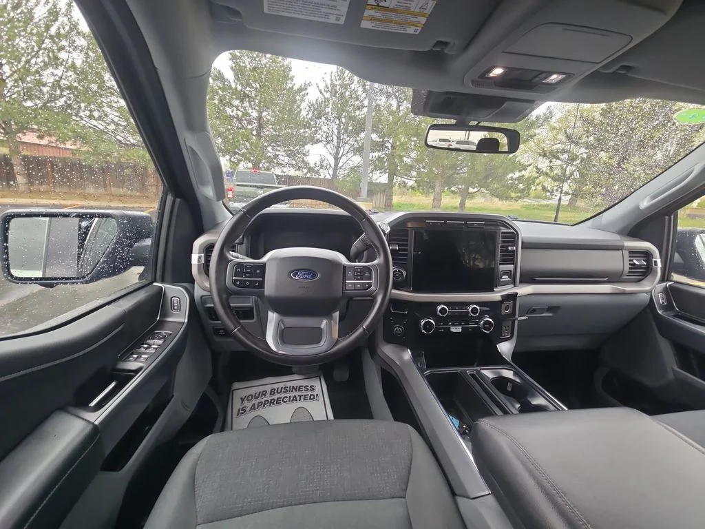 Used 2024 Blue Ford XLT image 40