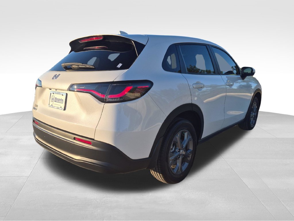 New 2027 Platinum White Pearl Honda LX image 6