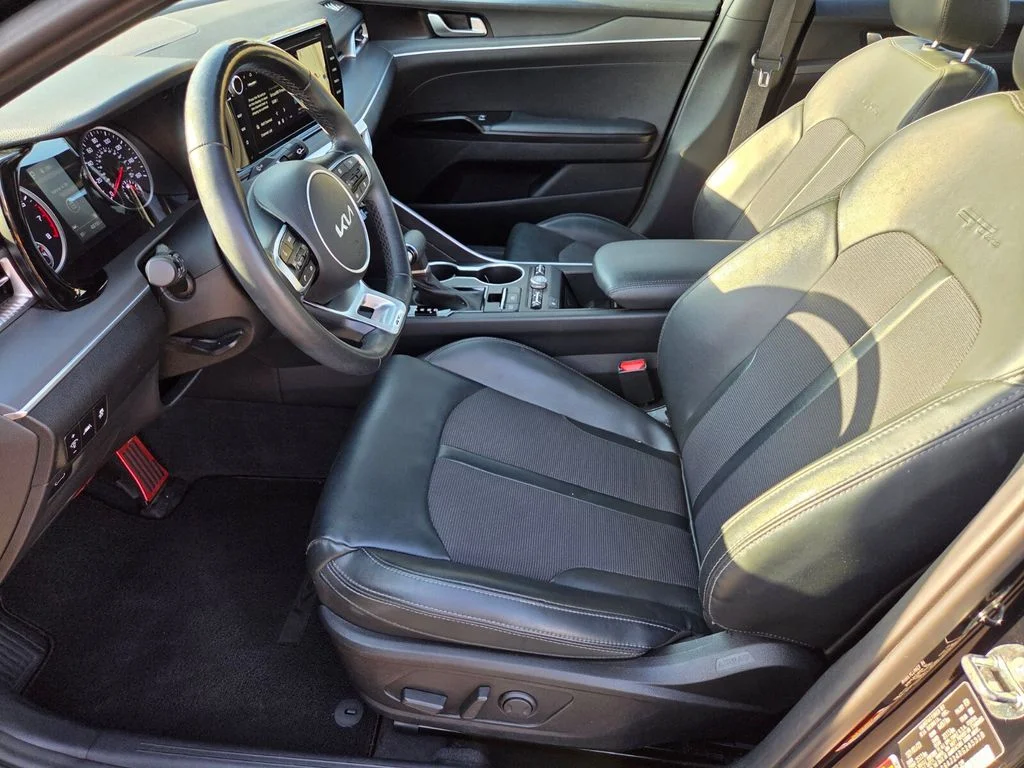 Used 2024 Black Kia GT-Line image 13