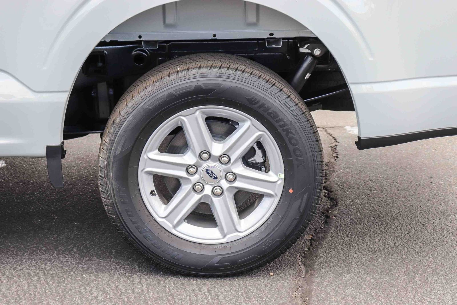 New 2026 Avalanche Ford XLT image 8