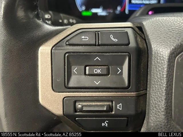 Used 2024  Toyota Base image 28