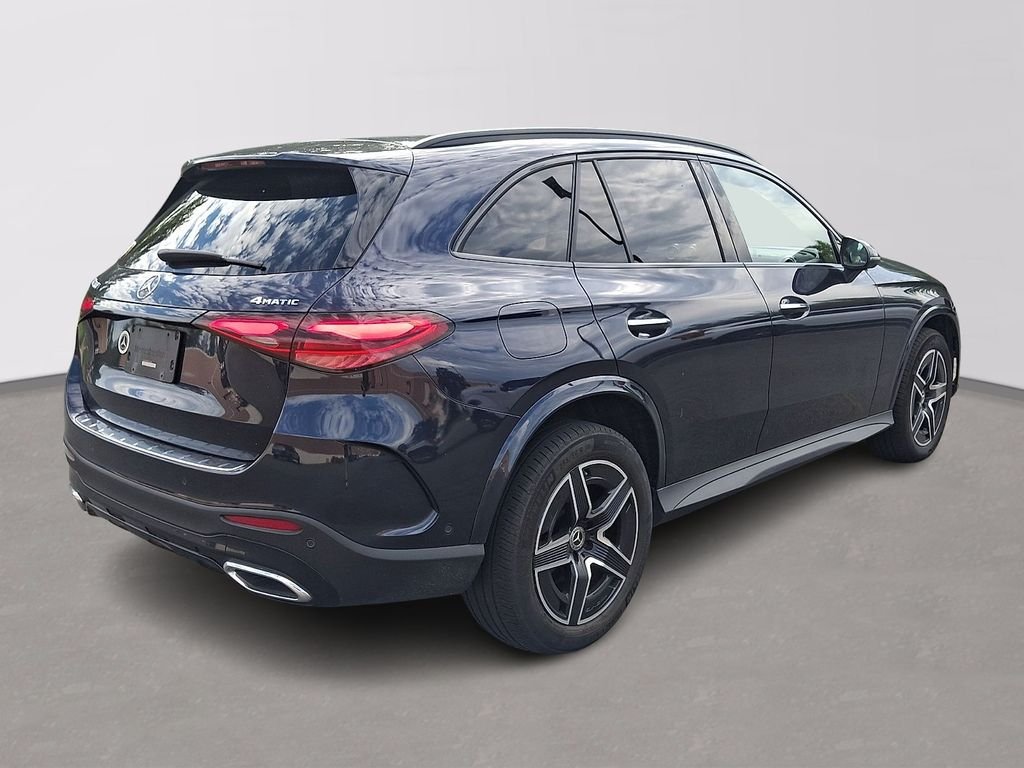 Certified Used 2023 Nautical Blue Metallic Mercedes-Benz GLC 300 image 4