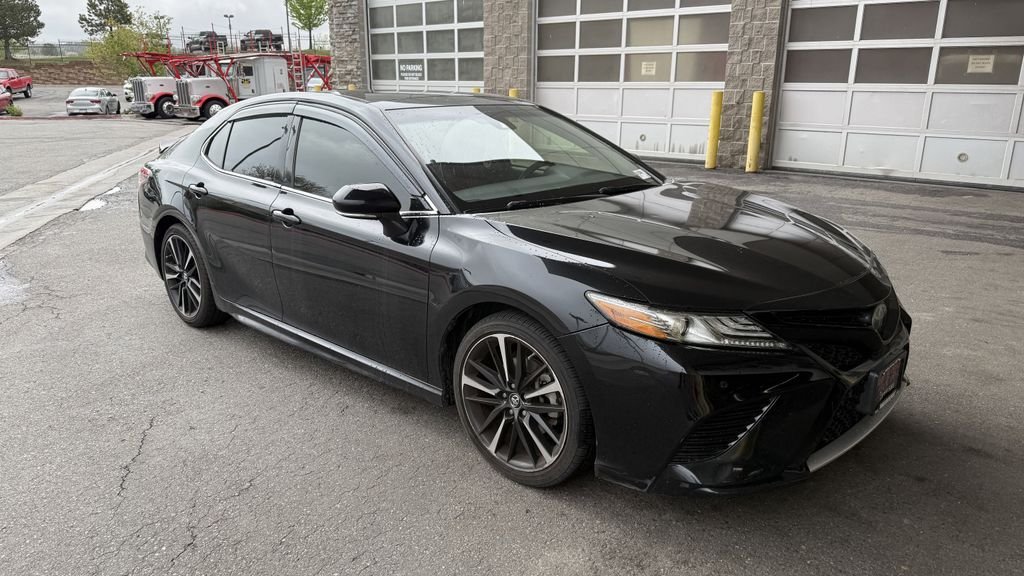 2018 Toyota Camry 2.5 Auto XSE's photo