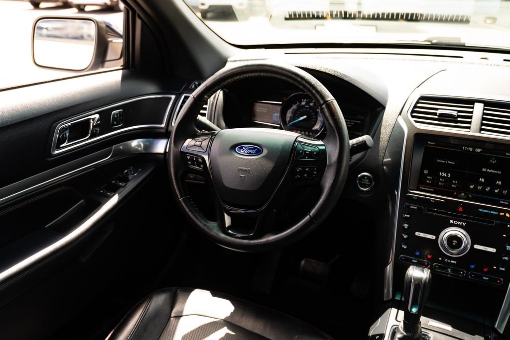 Used 2016 White Platinum Clearcoat Metallic Ford Sport image 9