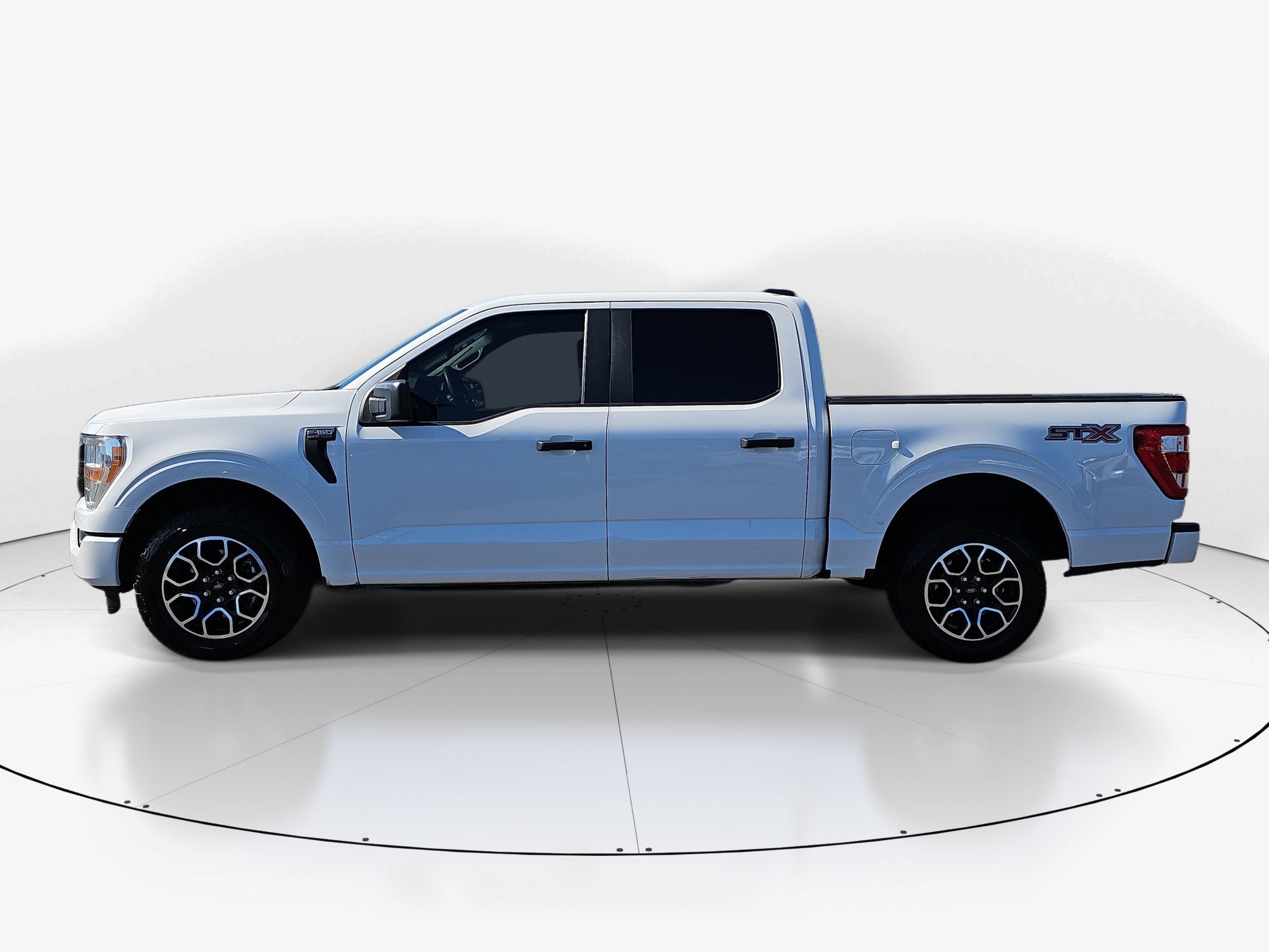 Used 2022 Oxford White Ford XL image 6