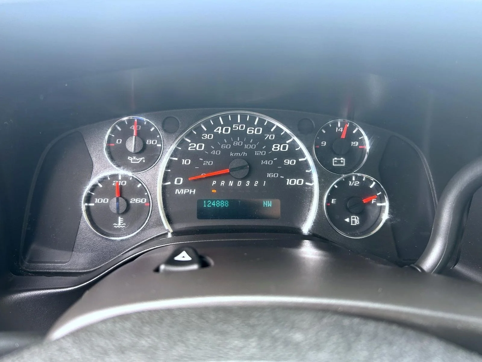 Used 2014 White Chevrolet Work Van image 14