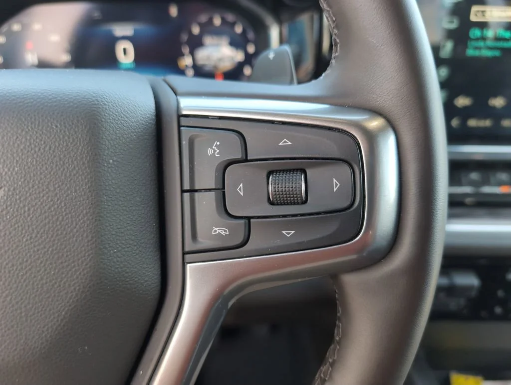 2025 Chevrolet Silverado 1500 LTZ - Photo 20