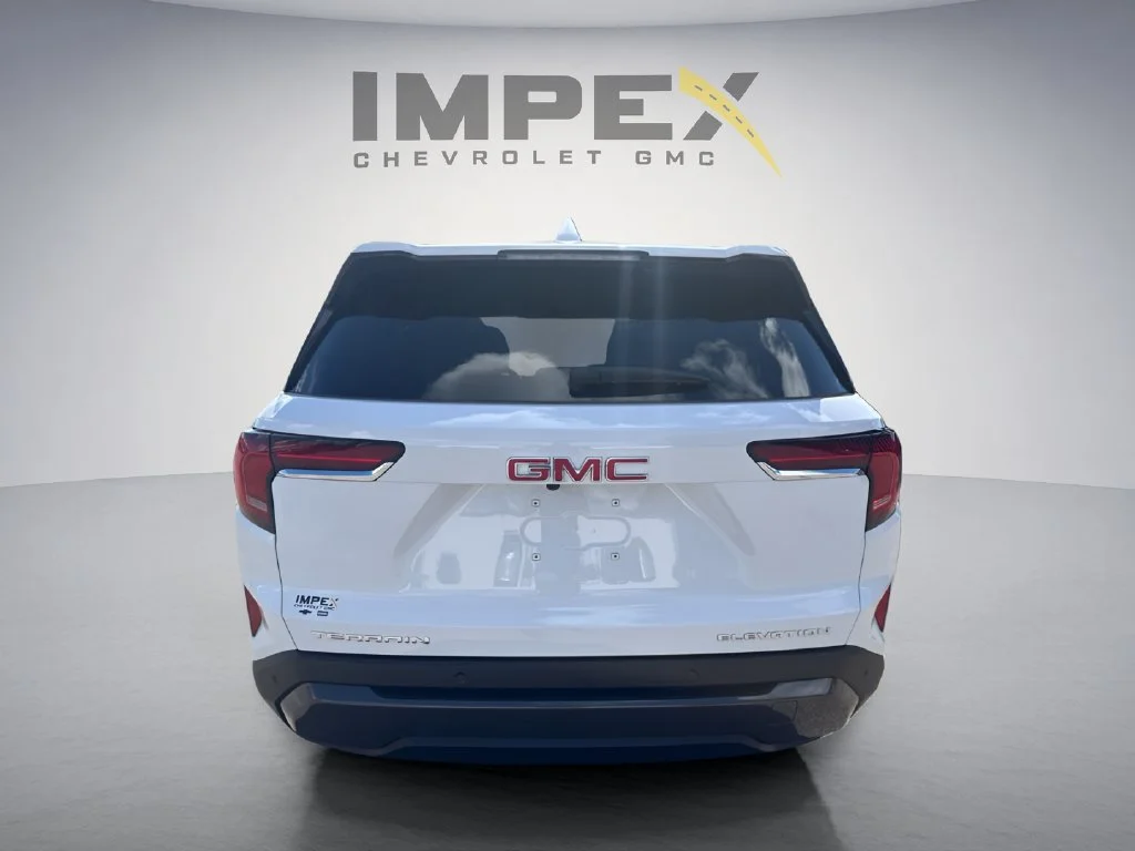 New 2027 Summit White GMC Elevation image 4