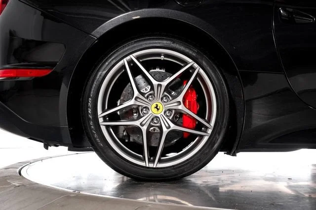 Used 2015 Nero Daytona Ferrari T image 20