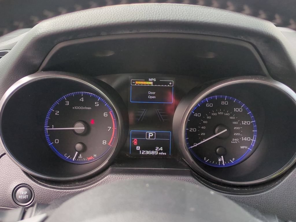 Used 2018 Red Subaru 2.5i image 17