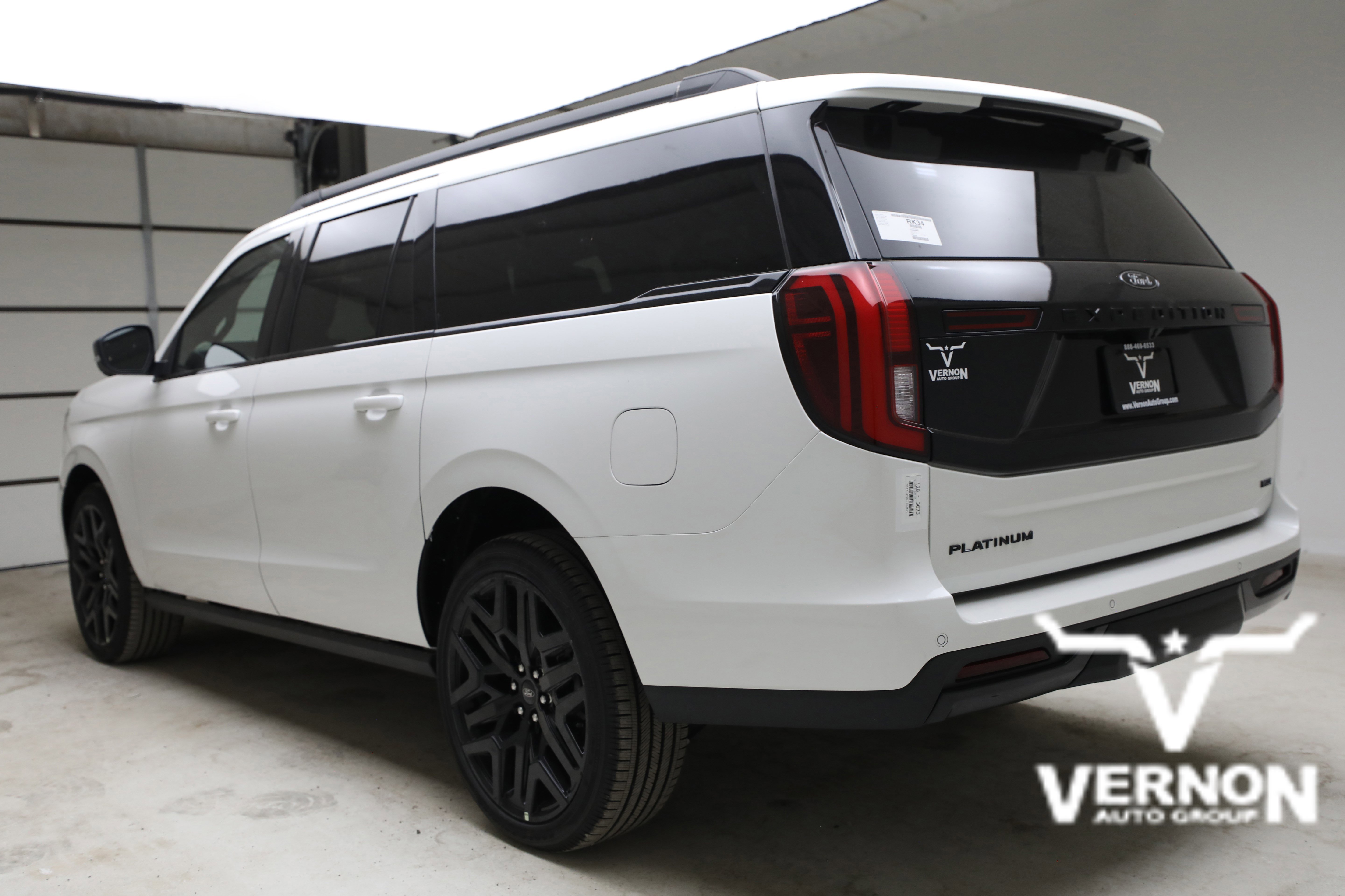 New 2026 Star White Metallic Tri-Coat Ford  image 3