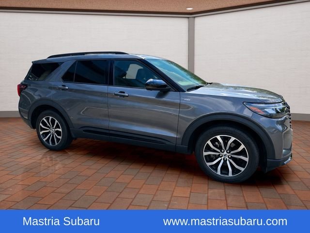 Used 2026 Gray Ford ST-Line image 41