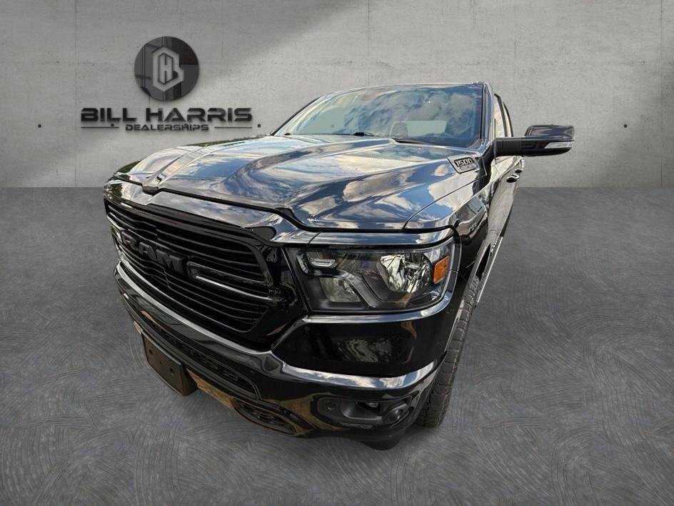 2019 RAM 1500 Big Horn/Lone Star 4x4 Crew Cab 5'7's photo