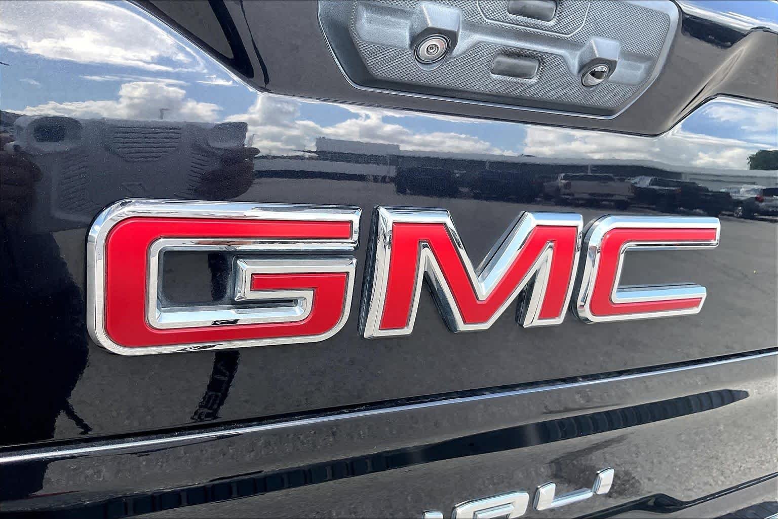 Used 2023 Titanium Rush Metallic GMC Denali image 31