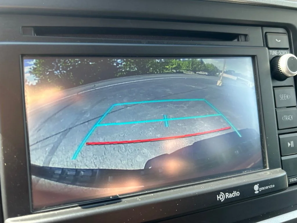 Used 2016 Red Toyota SR5 image 20