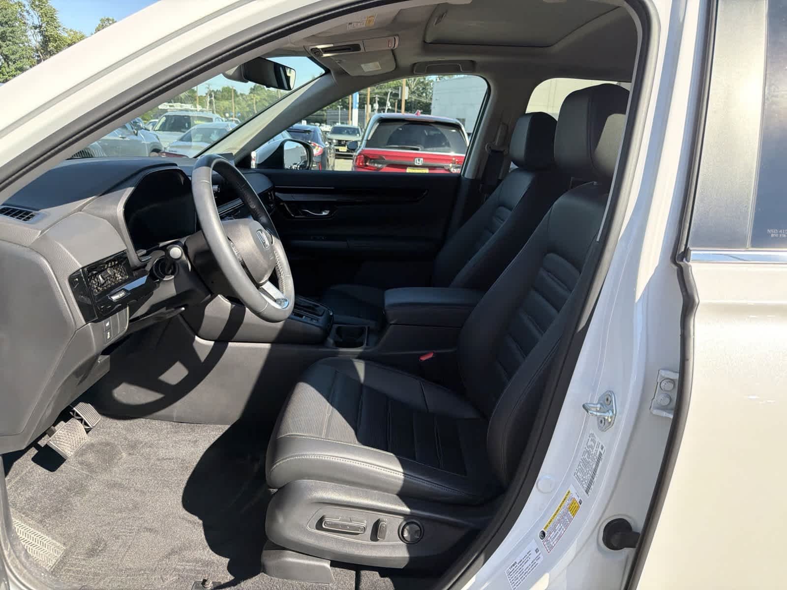 Certified Used 2024 Platinum White Pearl Honda EX-L image 12