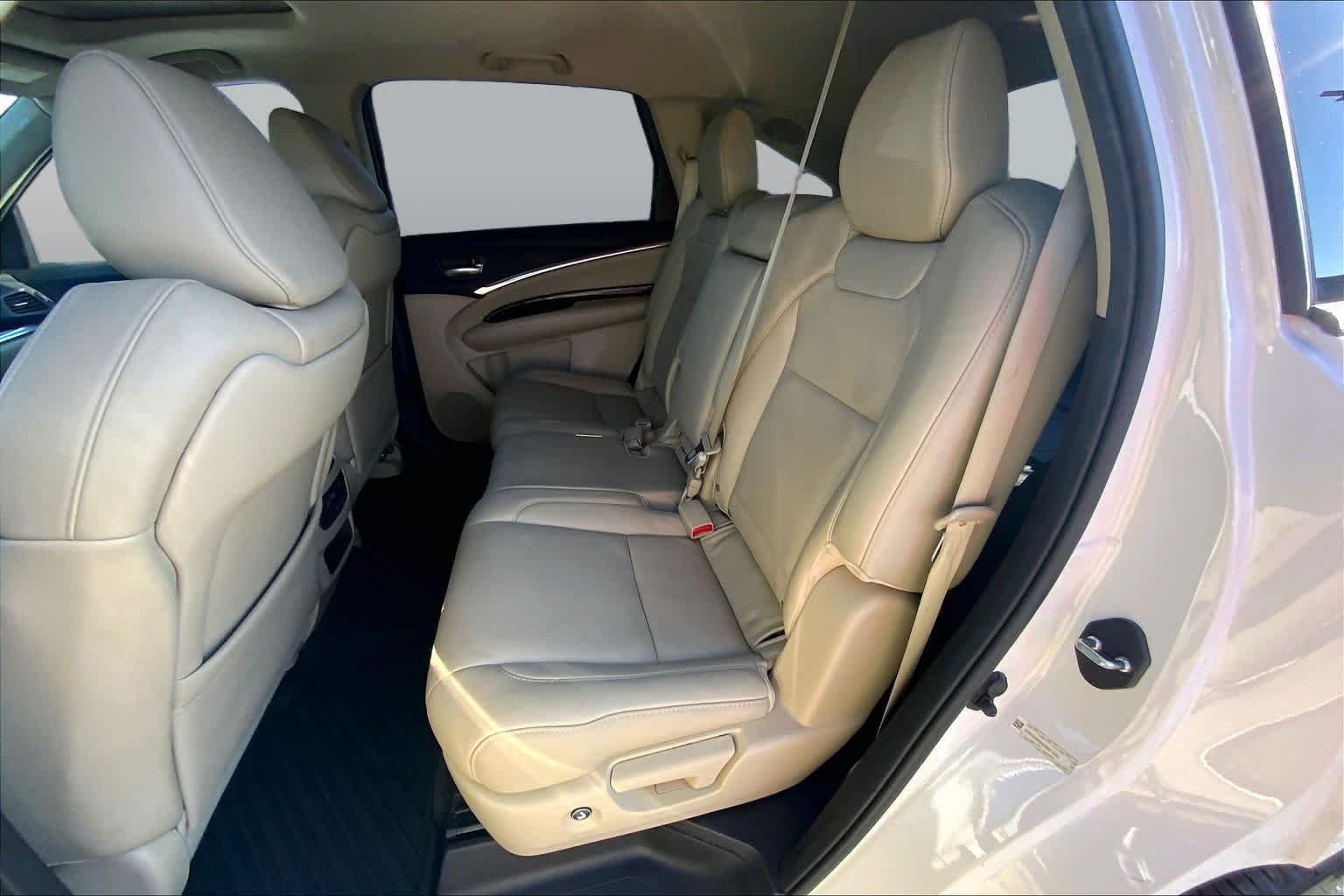 Used 2016 Crystal Black Pearl Acura w/Advance image 21