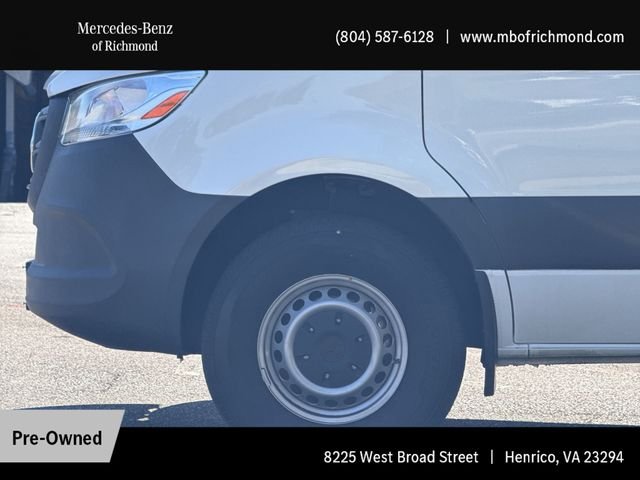 Used 2023 White Mercedes-Benz Cargo 144 WB image 11