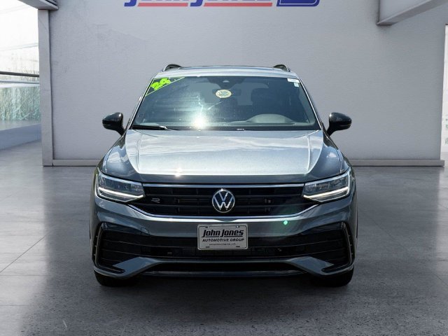 Used 2024 Gray Volkswagen 2.0T SE R-Line Black image 9