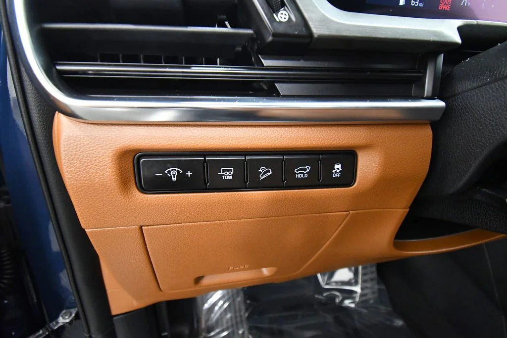 Certified Used 2025  Kia SX-Prestige X-Line image 22