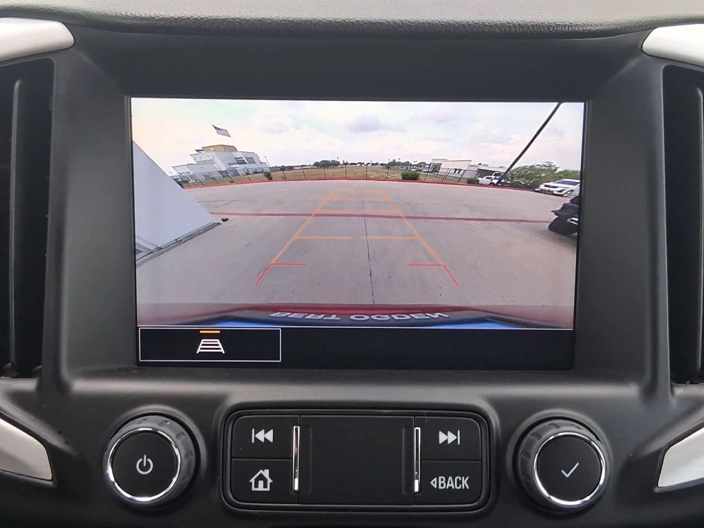 Used 2023 VOLCANIC RED TINTCOAT GMC SLT image 14