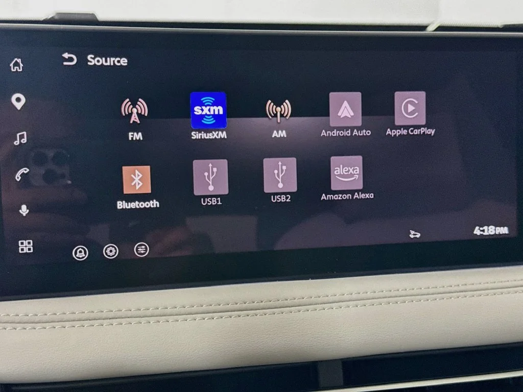 Certified Used 2027 White INFINITI LUXE image 20