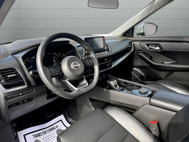 Used 2023 Silver Nissan SV image 21