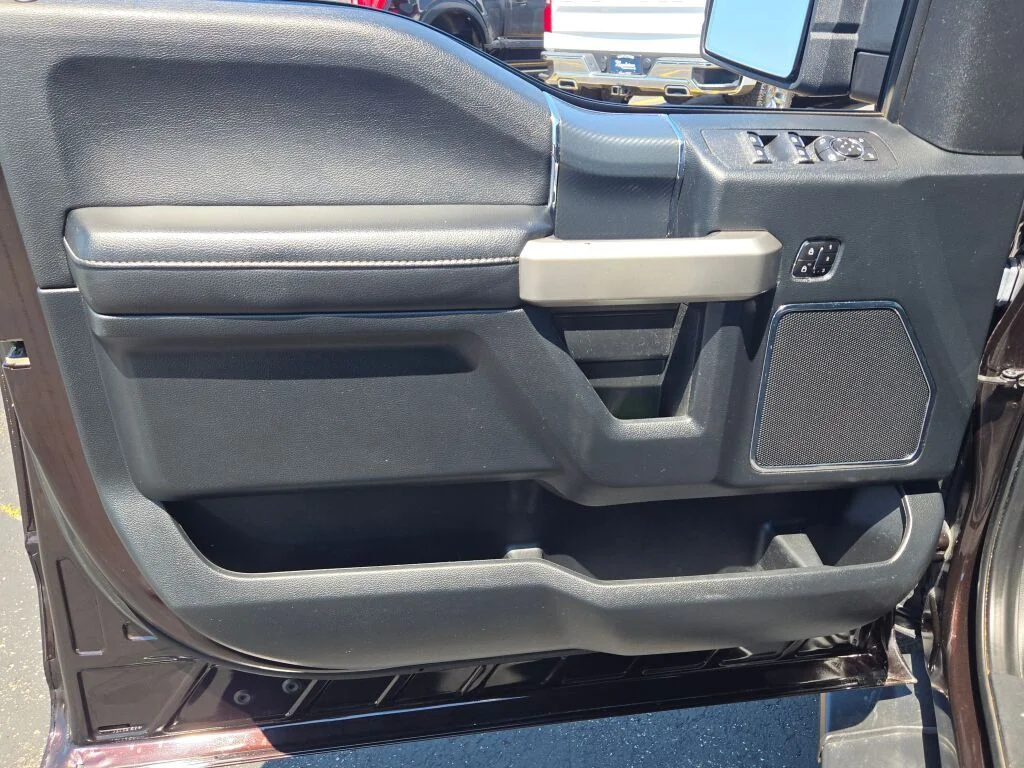 Used 2020 Red Ford Lariat image 21